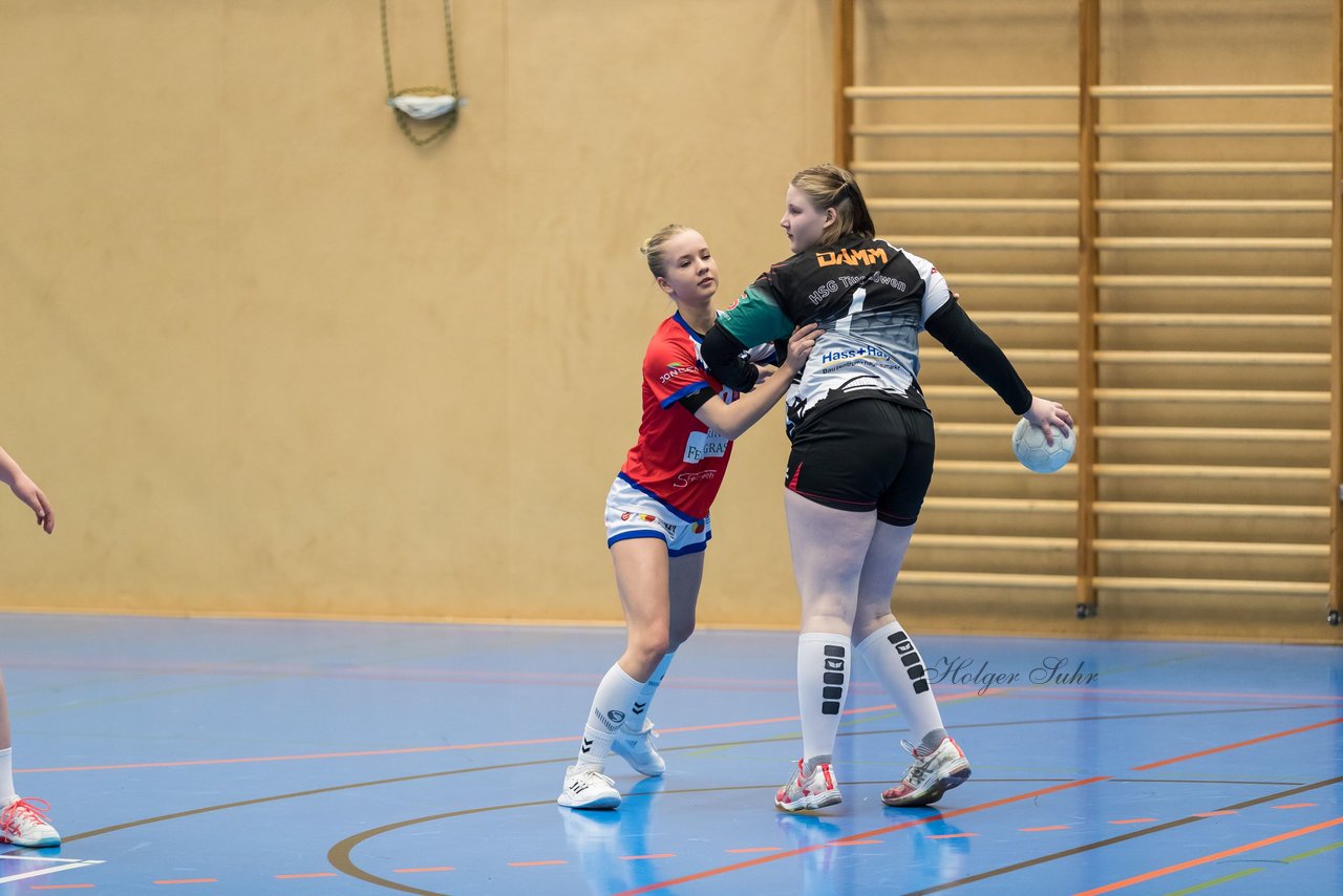 Bild 144 - wBJ HC Quickborn - HSG Tills Loew. : Ergebnis: 19:20